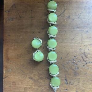 VTG Lisner Green Lucite Moonglow & Rhinestone Earrings & Bracelet Set Signed​​​